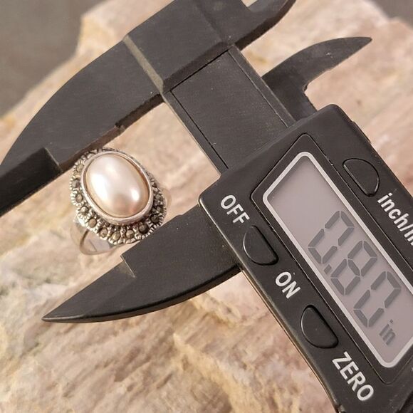 Sterling Oval Faux Pearl Cabochon Marcasite Bezel Ring - Picture 7 of 8